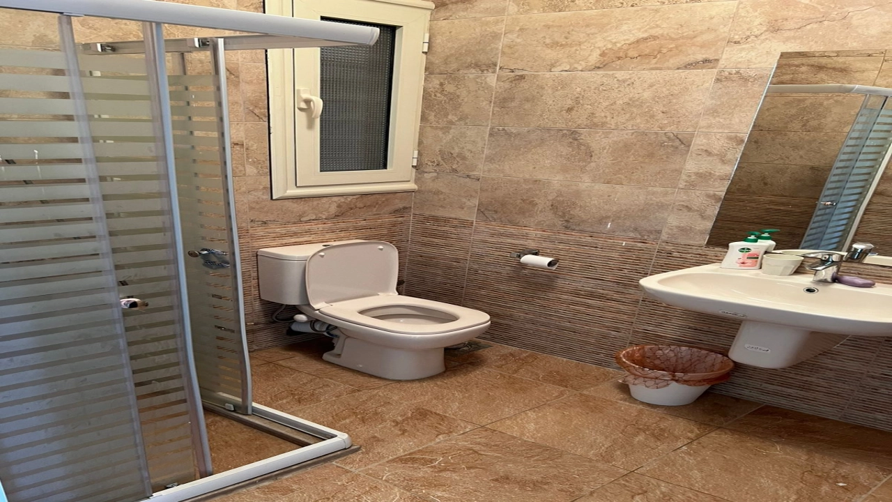 شاليه للإيجار في قرية هاسيندا باي الساحل الشمالي 4 غرف نوم