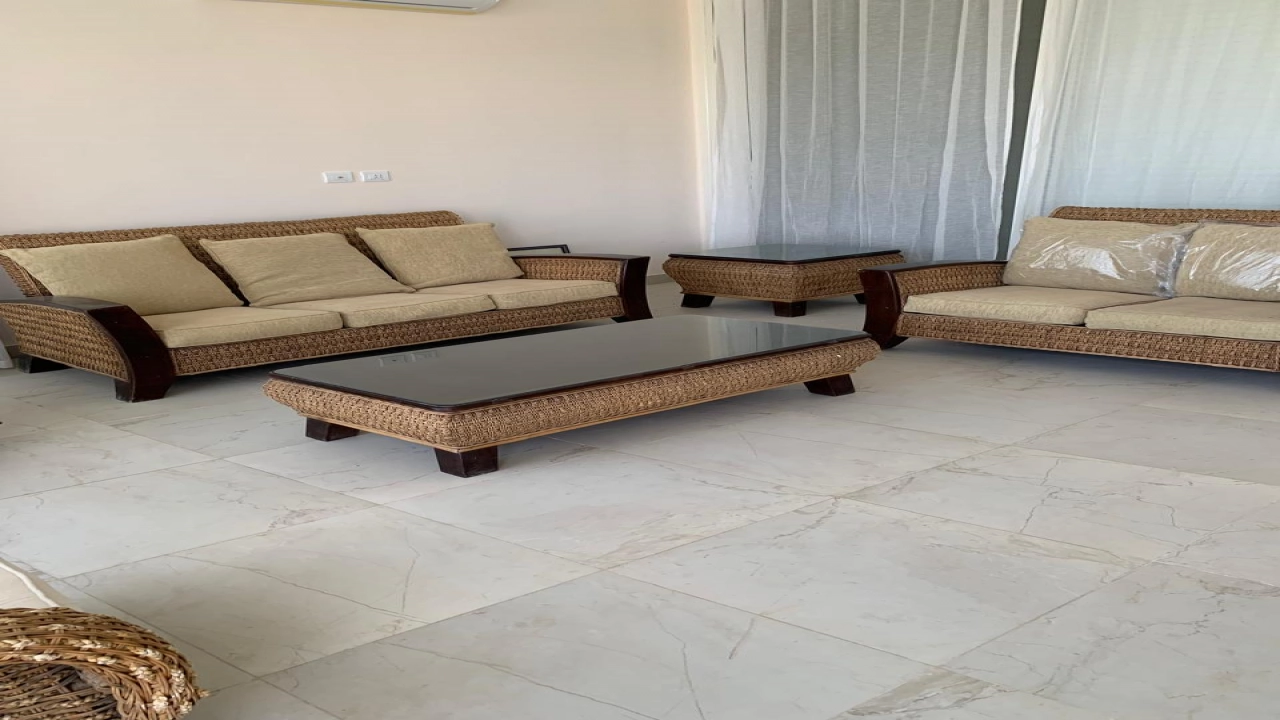 فيلا للإيجار في قرية  سيشل الساحل الشمالي 5 غرف