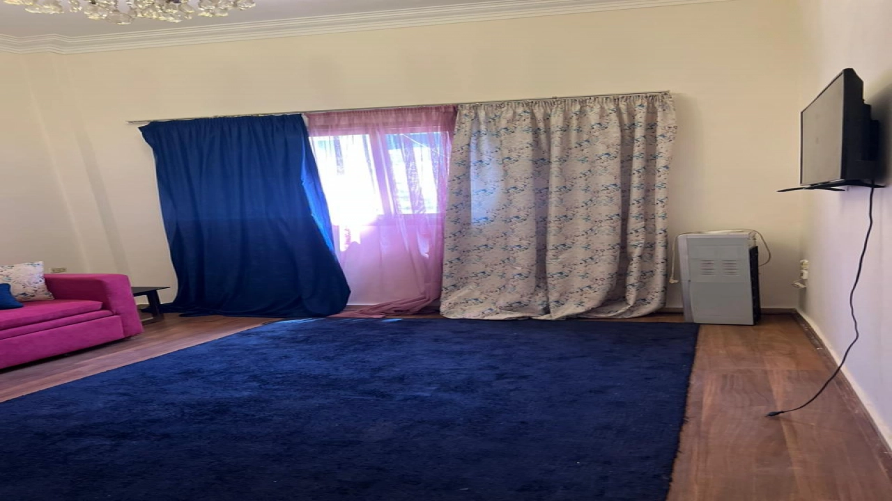 شقة إيجار مفروش بالزمالك - الناحية القبلية (بالقرب من نادي الجزيرة)