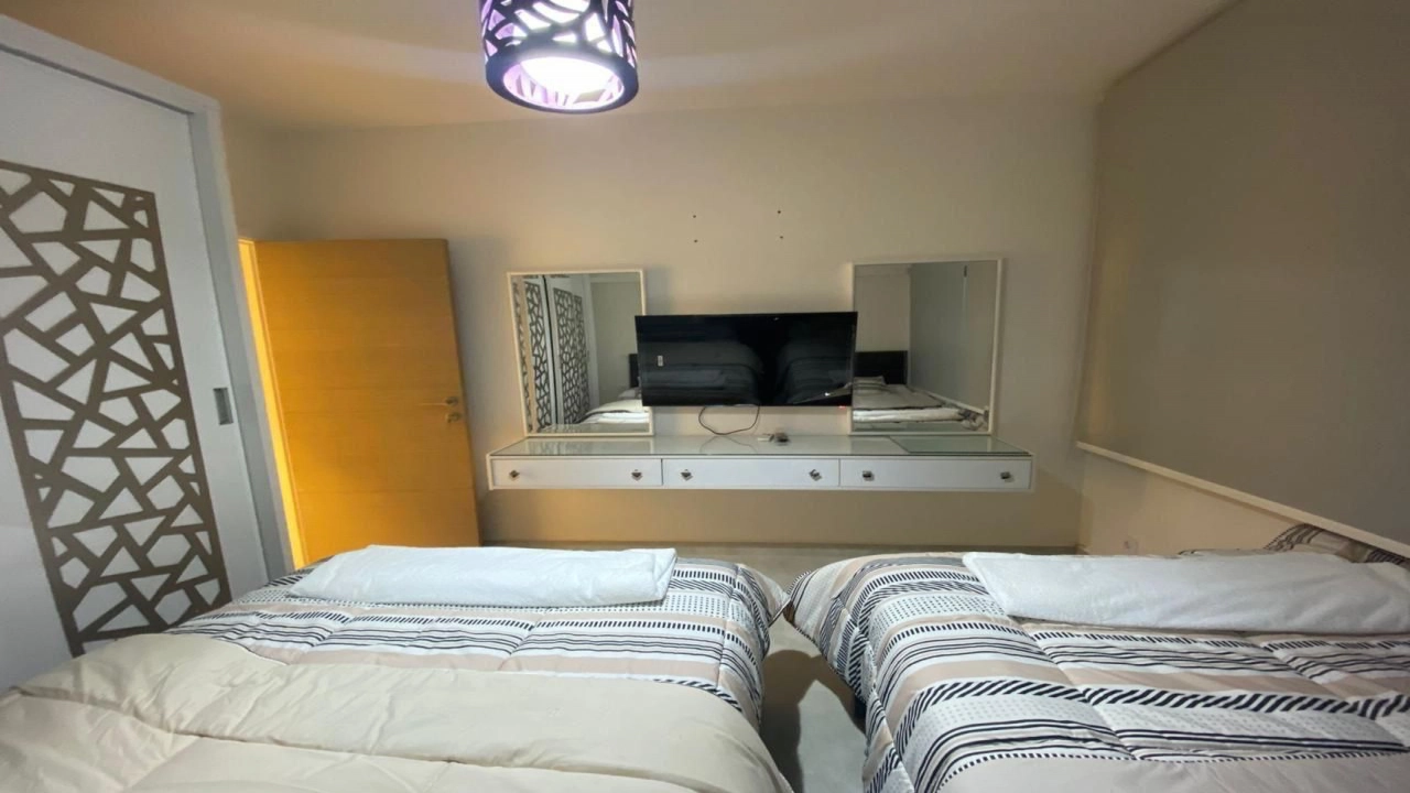 شاليه للإيجار في مراسي الساحل الشمالي غرفة نوم