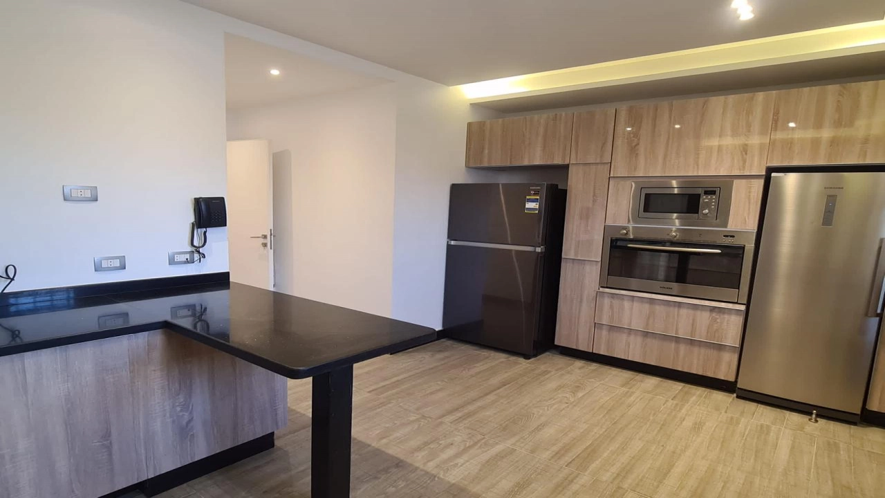 فيلا للايجار صف اول لاجون 5 غرف في هاسيندا باي