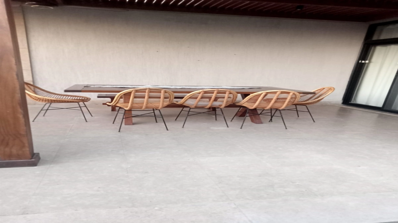 شاليه للايجار في صوان ليك راس الحكمه ارضي بجاردن 3 غرف