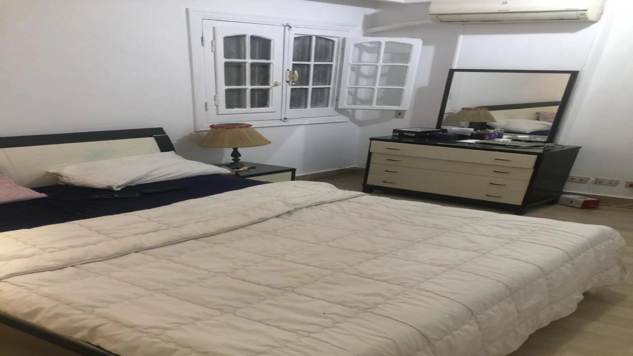 شقه للايجار في مصر الجديده غرفتين