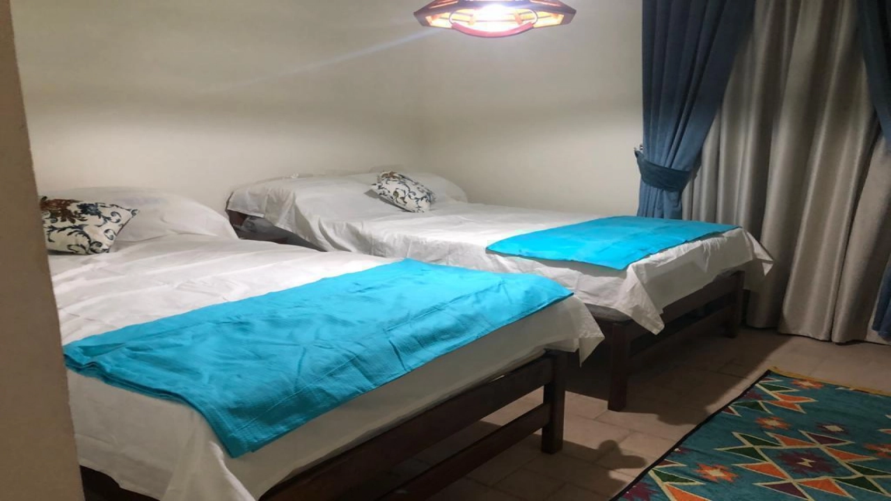 شاليه ارضي بجاردن 4 غرف للايجار في مراسي كتانيا