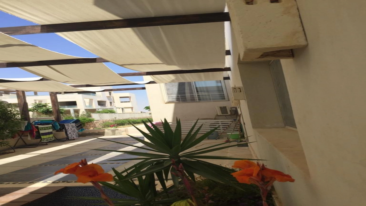 شاليه للايجار في هاسيندا باي ارضي بجاردن 3 غرف