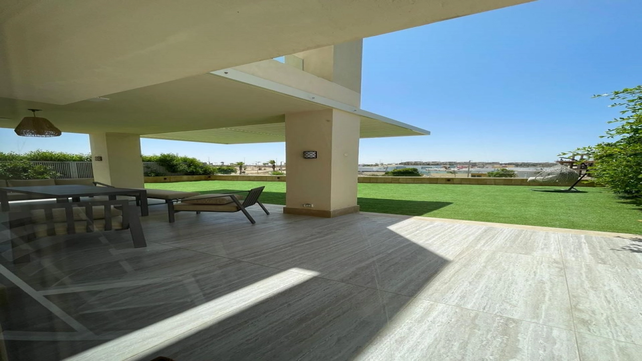 شاليه للايجار في هاسيندا باي ارضي بجاردن 3 غرف