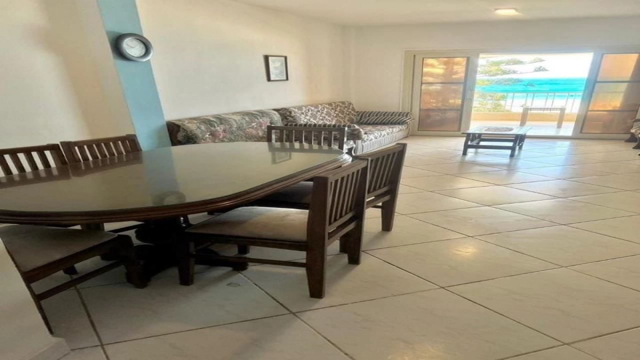 شاليه للايجار في قريه جرين بيتش الساحل الشمالي 3 غرف