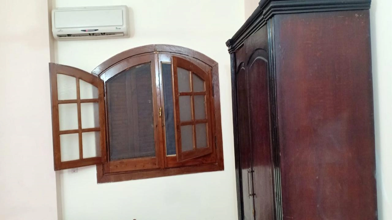 شاليه للايجار في قريه اللوتس الساحل الشمالي الدور الارضي غرفتين