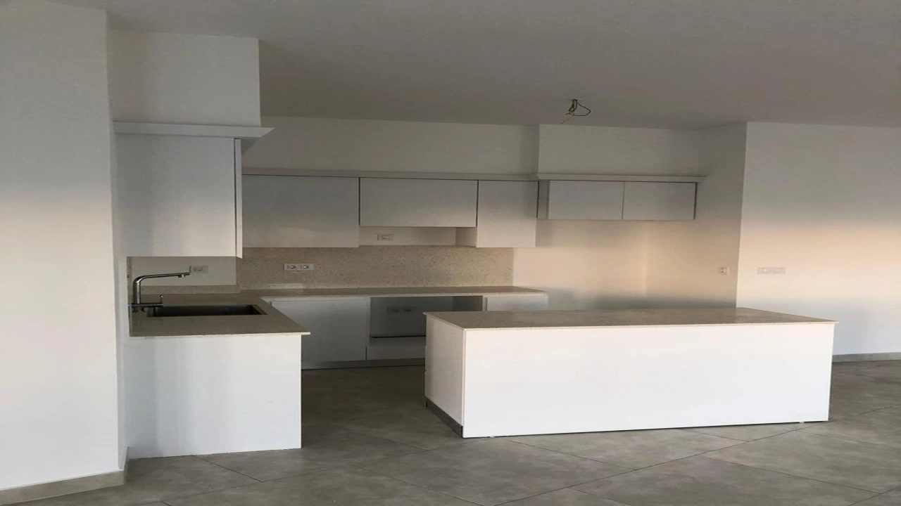 شاليه للبيع في مراسي جريك 3غرف