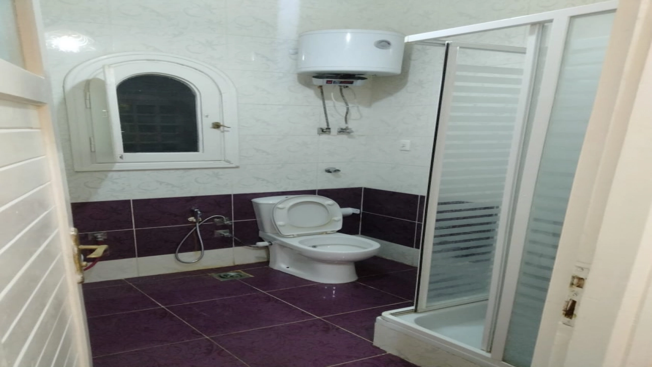 فيلا للإيجار في قرية مارينا الساحل الشمالي 5 غرف نوم