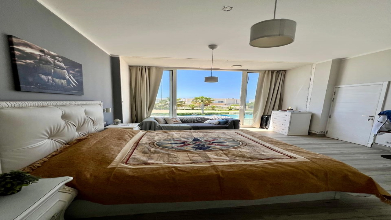 فيلا للايجار فى سيشيل ( سيدى عبدالرحمن )