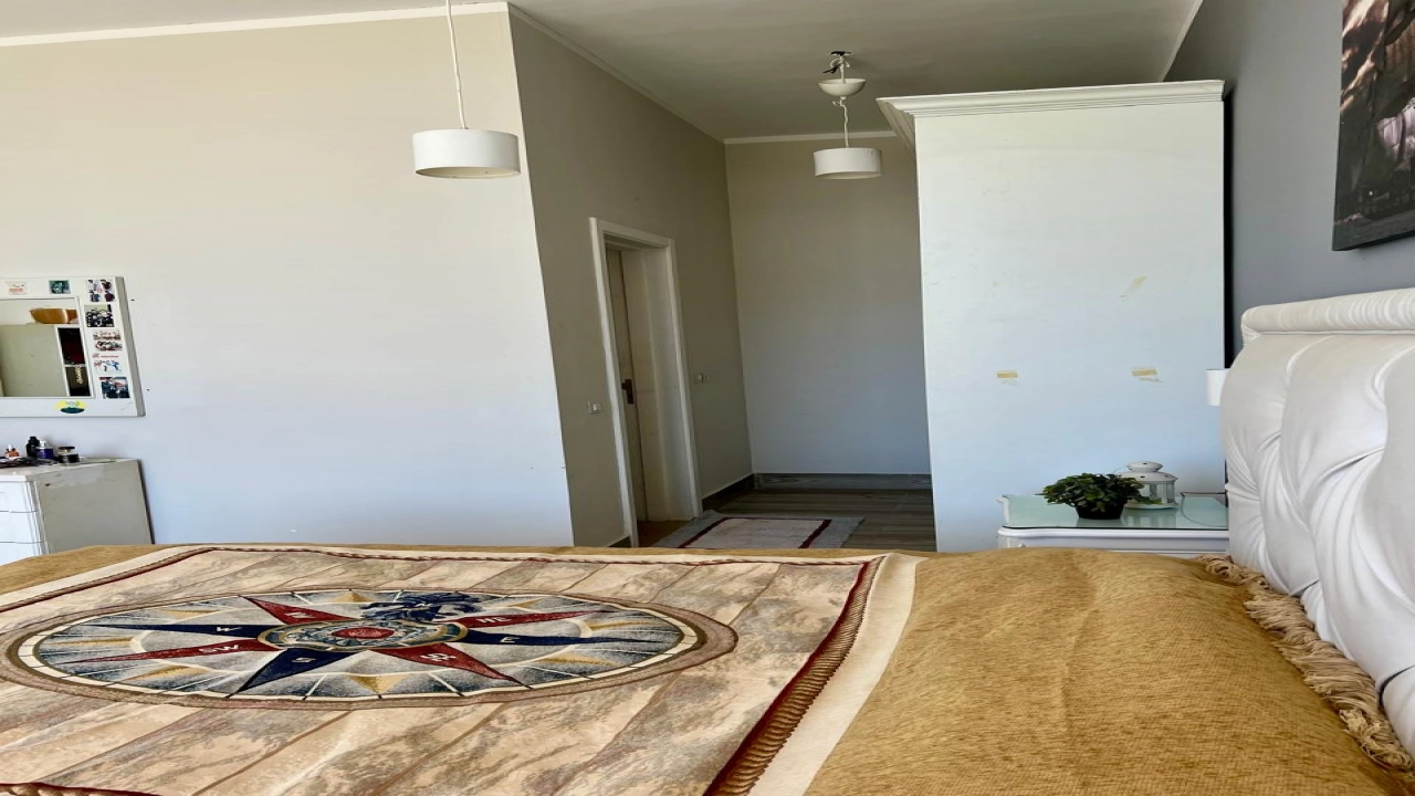 فيلا للايجار فى سيشيل ( سيدى عبدالرحمن )