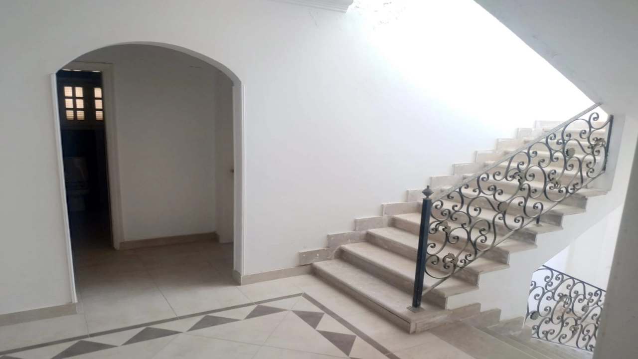 فيلا للبيع فى الريف الاوربي متميزه جدااااااااا