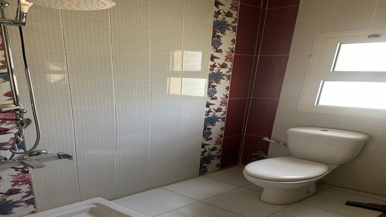 شاليه للبيع في مارينا 4 مكون من 3 غرف