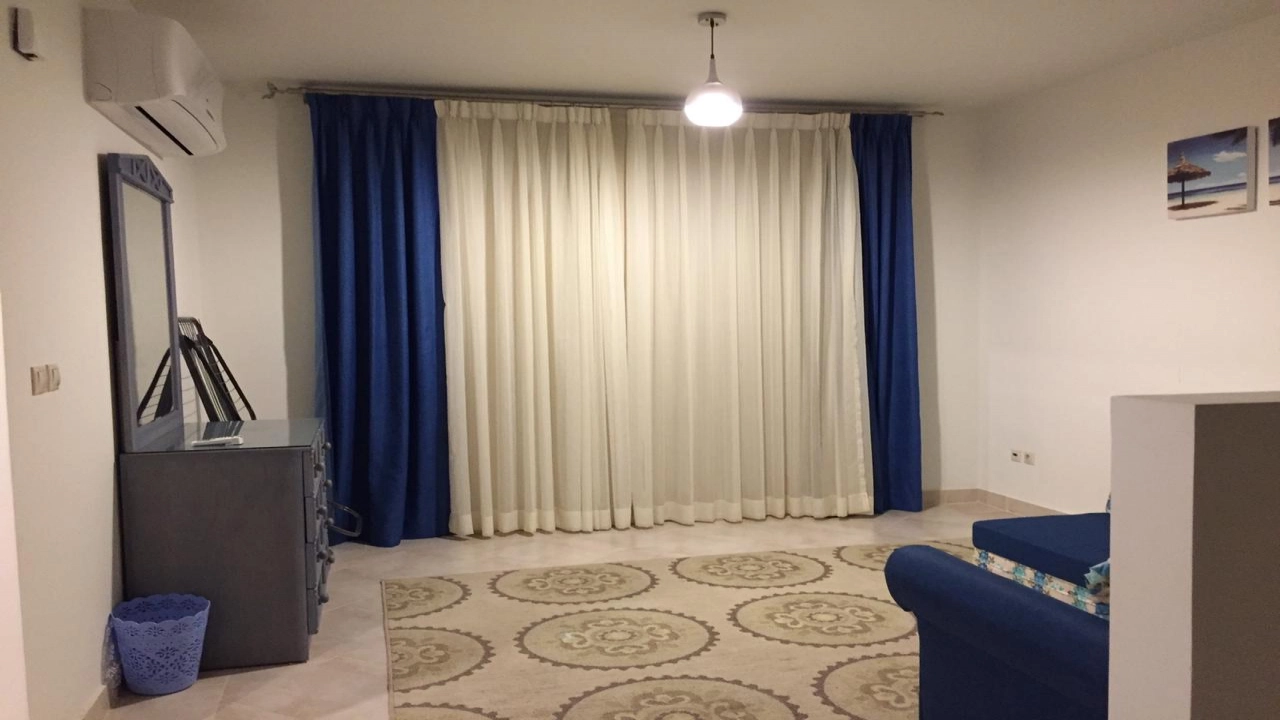 فيلا للايجار في مراسي فيرونا 3 غرف