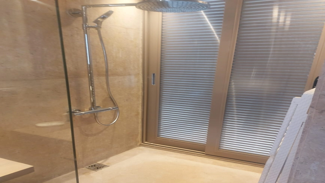 فيلا للإيجار في قرية سيشل الساحل الشمالي 5 غرف نوم