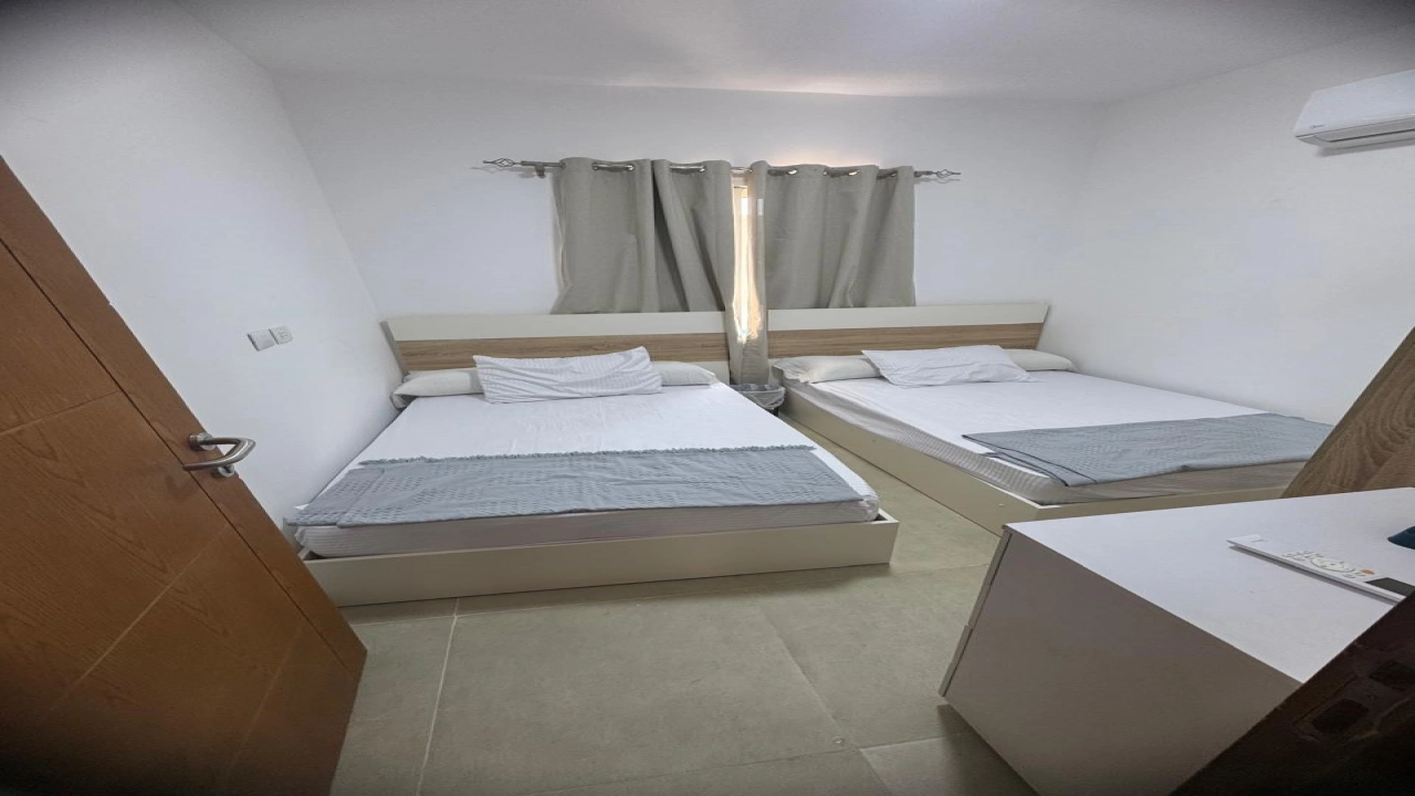 شاليه للايجار ارضي بجاردن في ماونتن فيو غرفتين