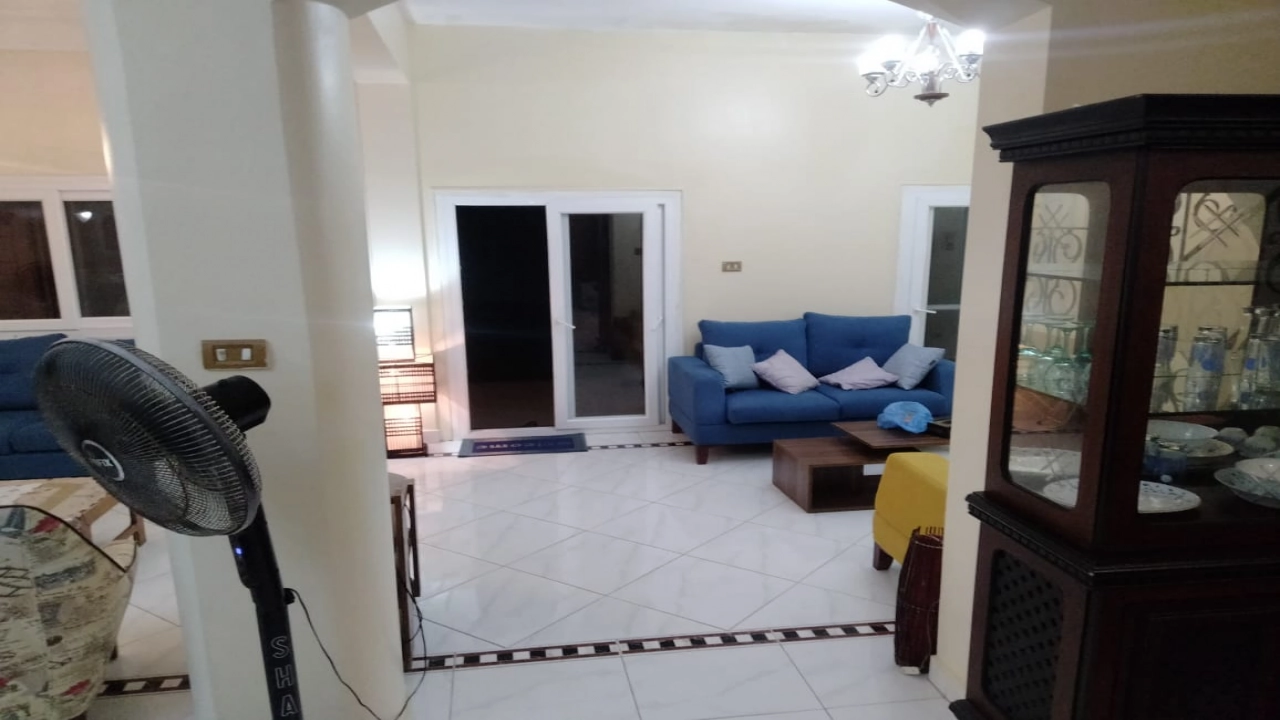 فيلا للايجارفى مارينا 1 5 غرف