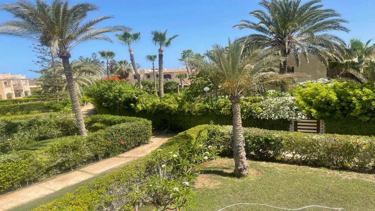 فيلا للايجارفى مارينا 1 5 غرف