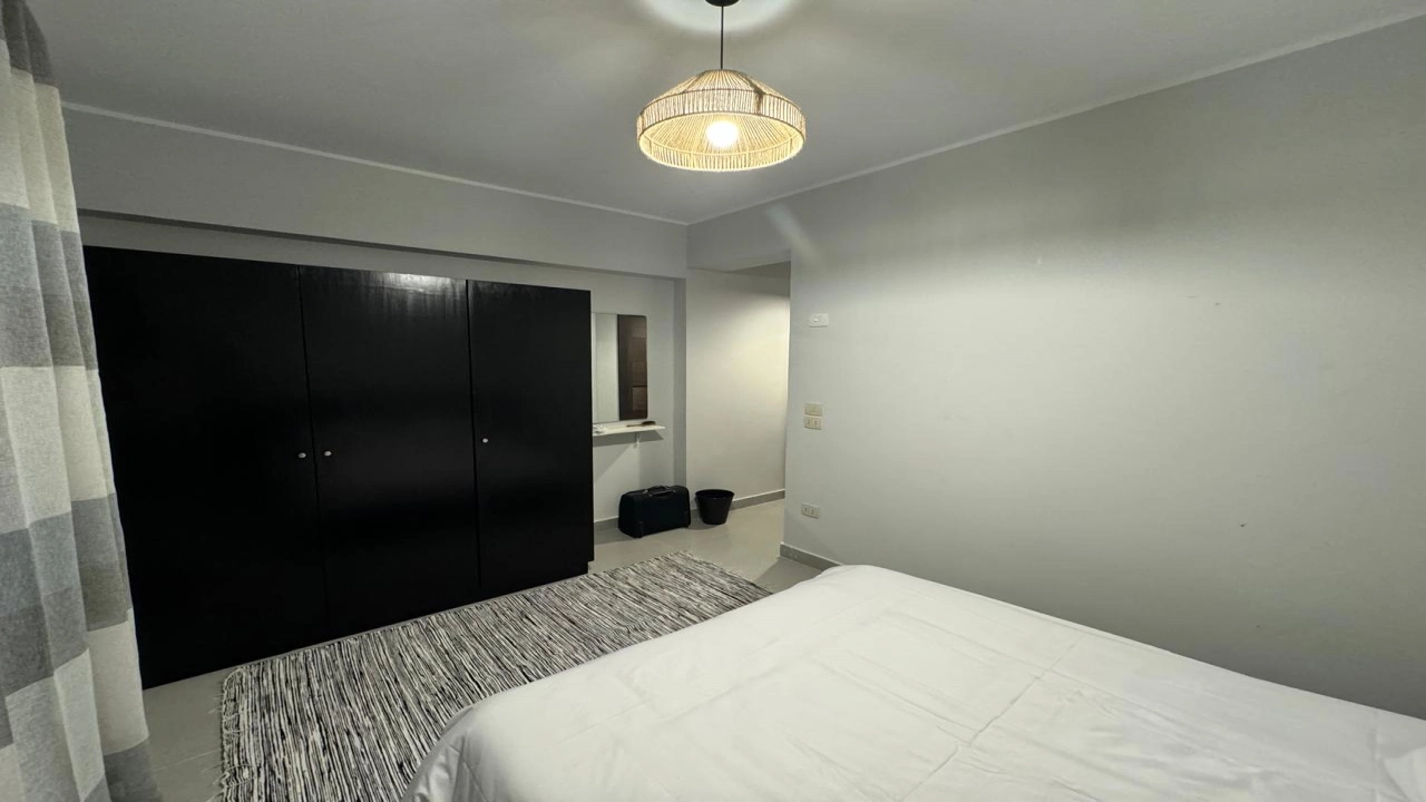 شاليه مميز ارضي بجنينه بماونتن فيو الساحل الشمالي 3 غرف