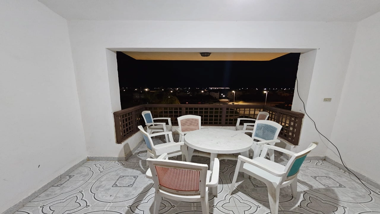 شاليه للايجار في مارينا الساحل الشمالي غرفتين