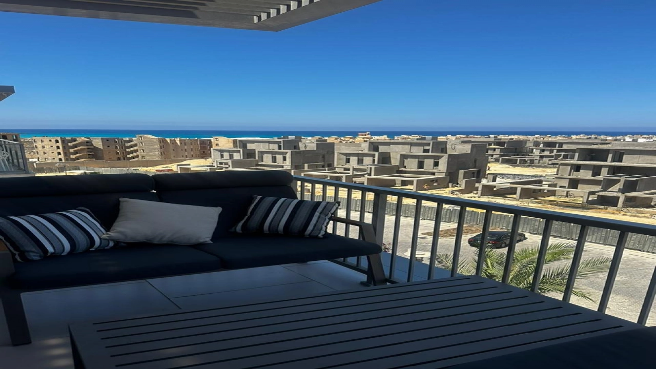 شالية للايجار في مراسي ليا غرفتين