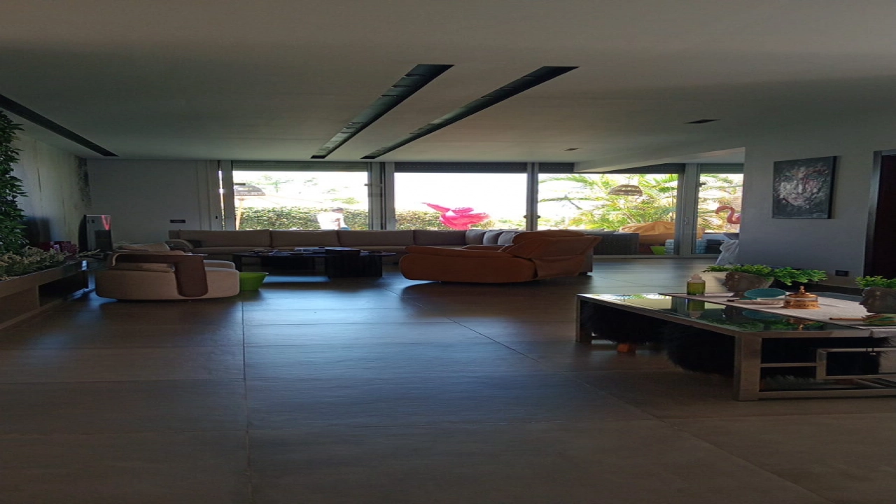 شاليه للايجار بالدور الارضي في سيشيل 4غرف