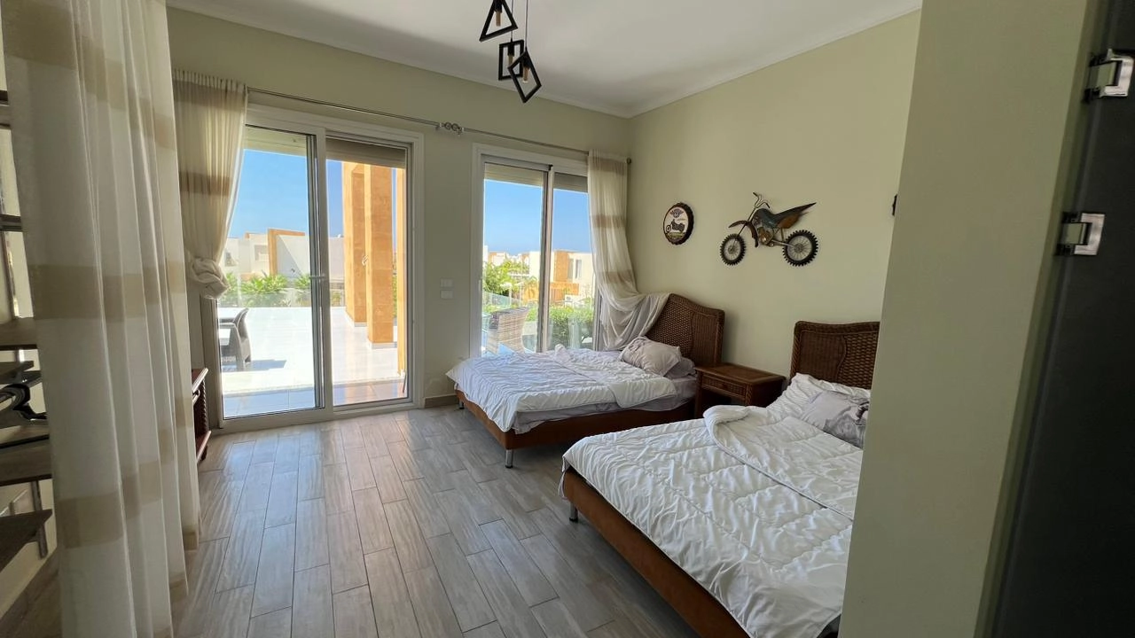 فيلا للايجار في سيشل 5غرف