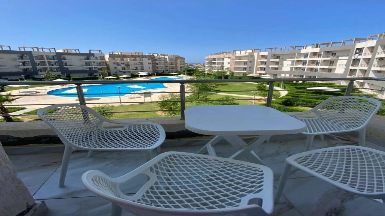 شاليه للايجار في مارسيليا بيتش 4 3غرف