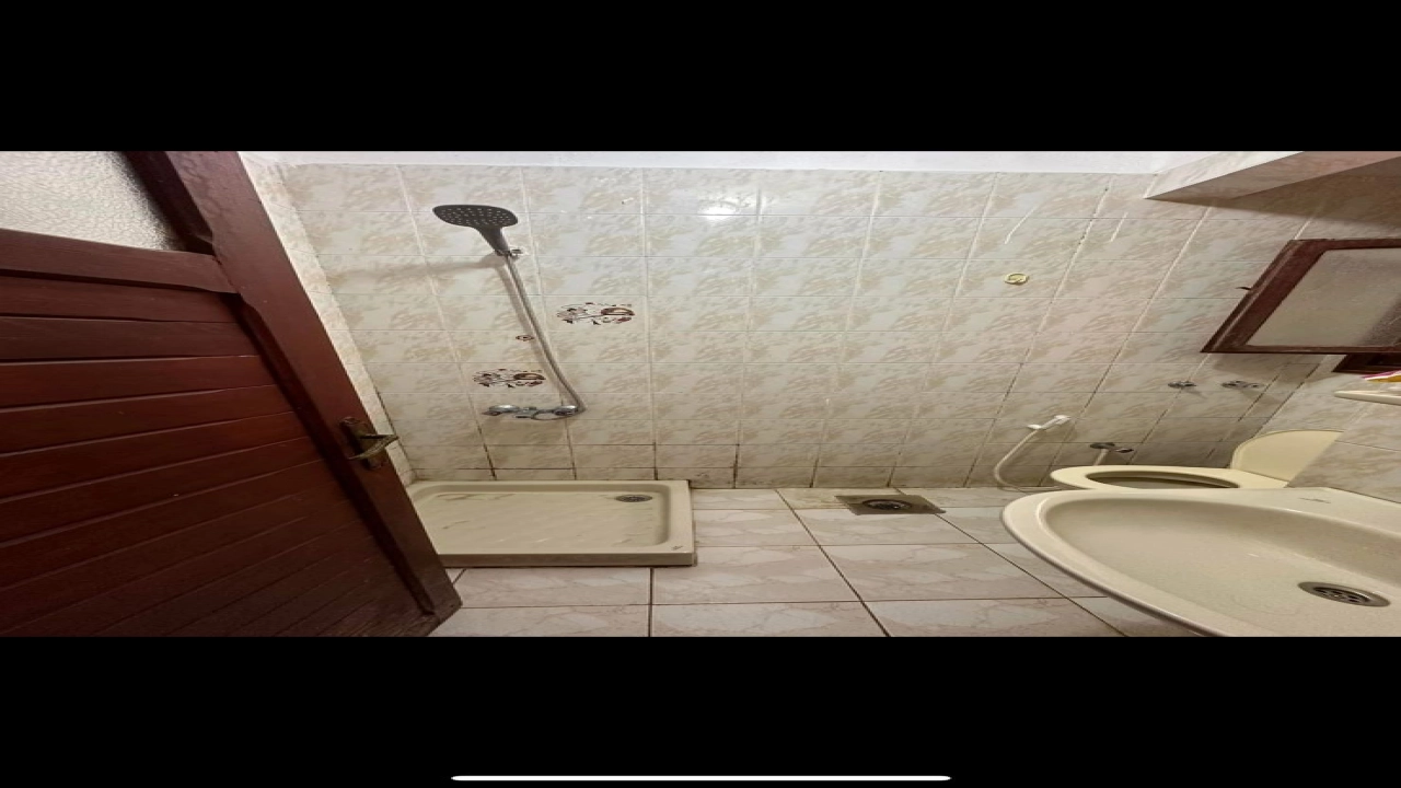 استوديو ارضي بجنينه في مارينا الساحل الشمالي