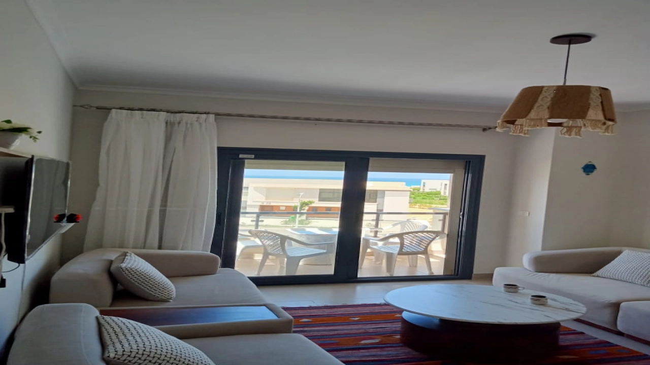 شاليه للايجار في جايا سيدي عبد الرحمن (الساحل الشمالي )