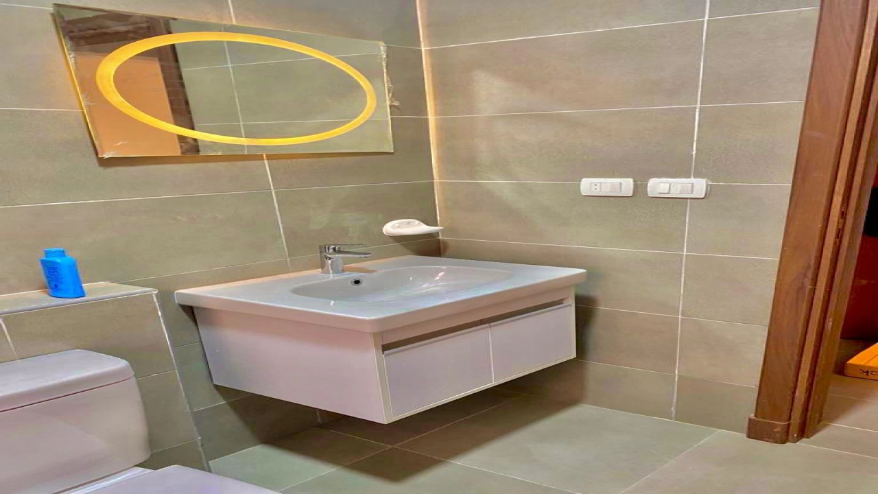 شاليه للإيجار في قريه امواج سيدي عبد الرحمن 2 غرفة