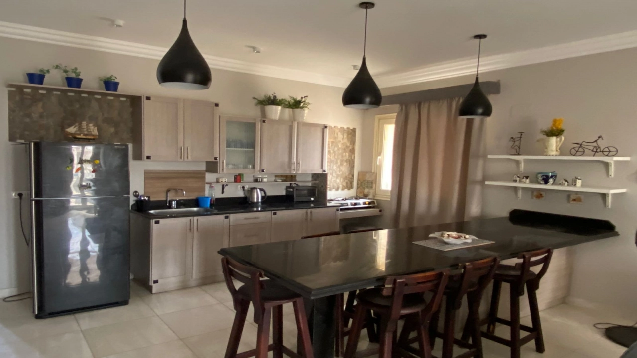 سنيور شاليه للايجار في هاسيندا باي 4 غرف