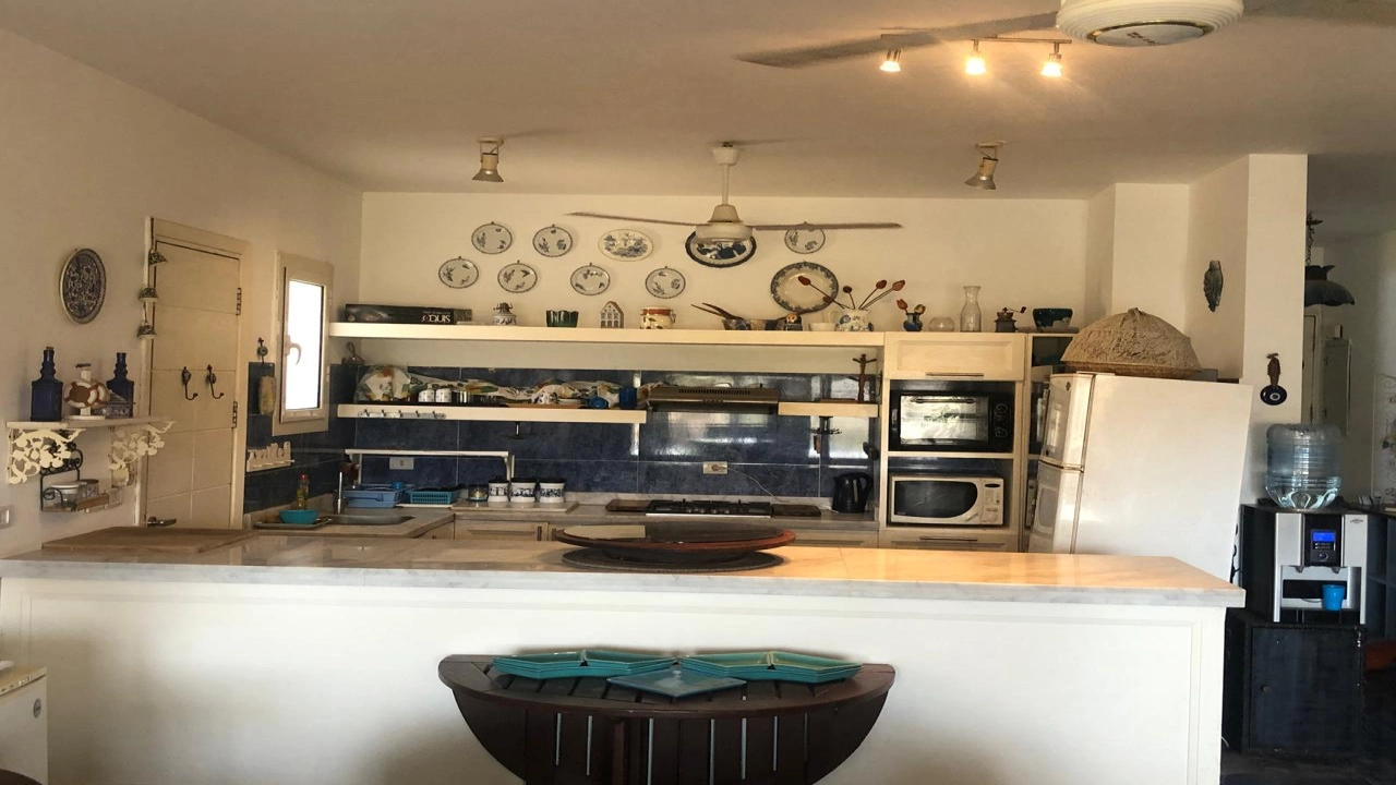 سنيور شالية للايجار في هاسينددا باي ارضي 3غرف