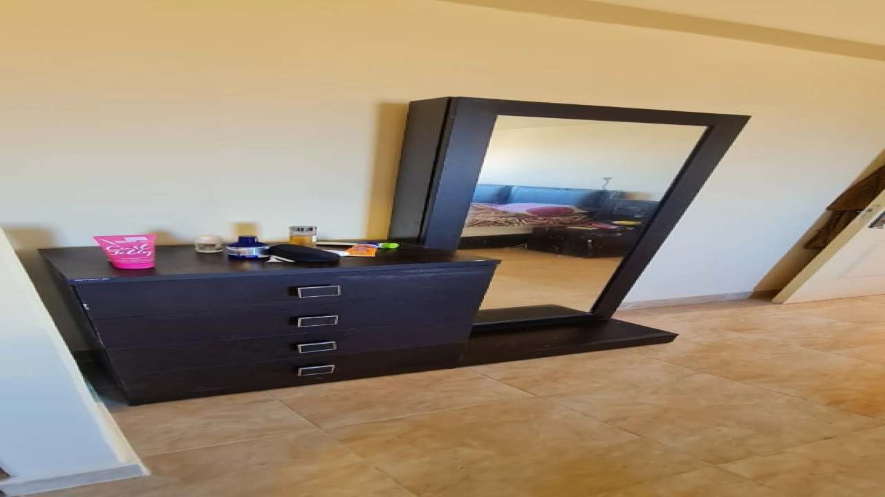 شاليه علوي بروف للبيع في قريه مينا 4 مكون من 3غرف