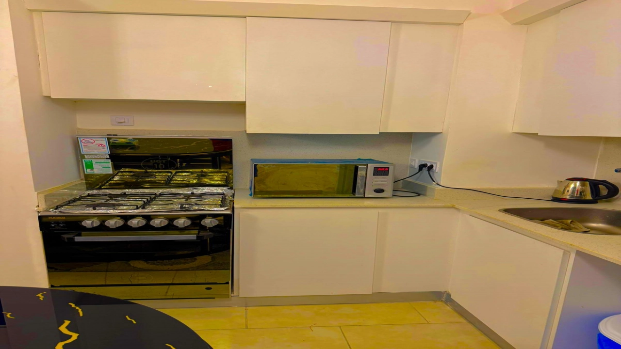 شاليه للايجار في مراسي جريك غرفه