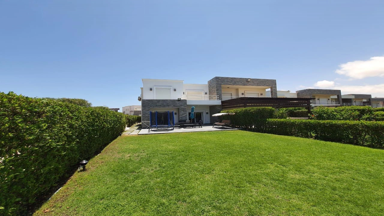 توين هاوس للايجار في امواج 5غرف